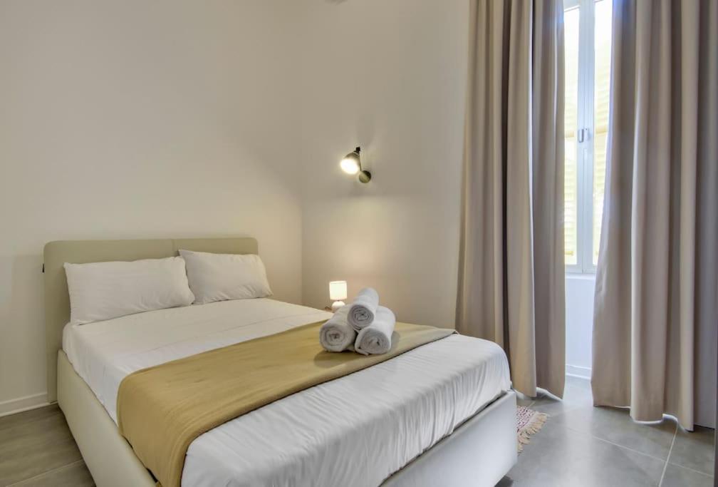 Vallettastay - Harbor View Gem -Sea View 2 Bed Apt מראה חיצוני תמונה